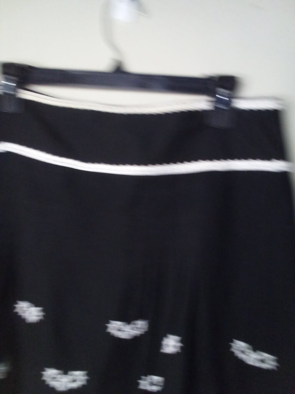 New Directions Skirt Women M Crochet Scallop Hem Lined Black White - Picture 10 of 13